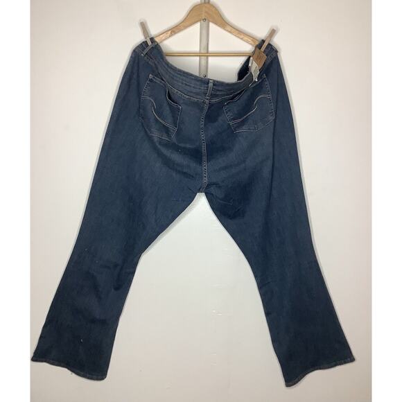 Signature Levi Strauss Gold Label Womens Mid Rise Bootcut Jeans Sz 28M W39 L32 - Picture 2 of 8